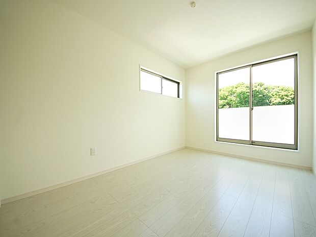 2階には洋室を4部屋ご用意いたします(2号棟同仕様)