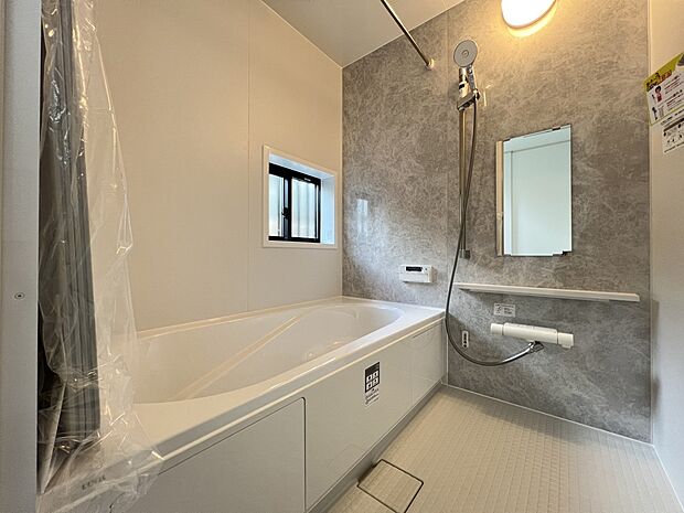 オートバスシステム・浴室暖房換気乾燥機を搭載した1坪タイプの浴室(同仕様)