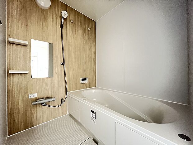 オートバスシステム・浴室暖房換気乾燥機を搭載した1坪タイプの浴室