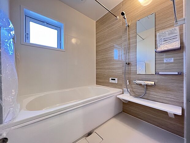 オートバスシステム・浴室暖房換気乾燥機を搭載した1坪タイプの浴室(2号棟同仕様)