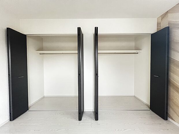 クローゼット収納(同仕様)