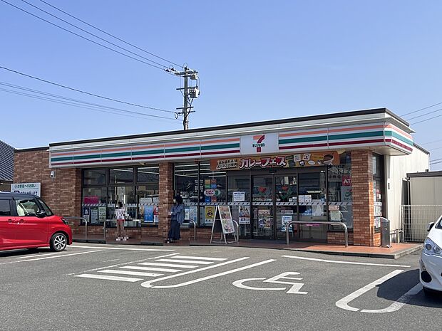 セブン-イレブン 福岡野方２丁目店（約800m・徒歩10分）