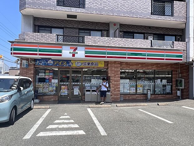 セブン-イレブン 福岡東油山店(約550m・徒歩7分)