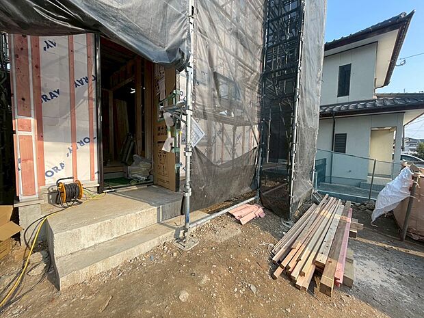 【玄関】玄関アプローチ(B号棟)