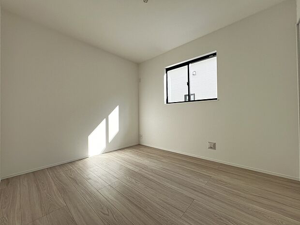 【洋室】洋室5.25帖 お子さまの居室にちょうど良い広さです(A号棟)