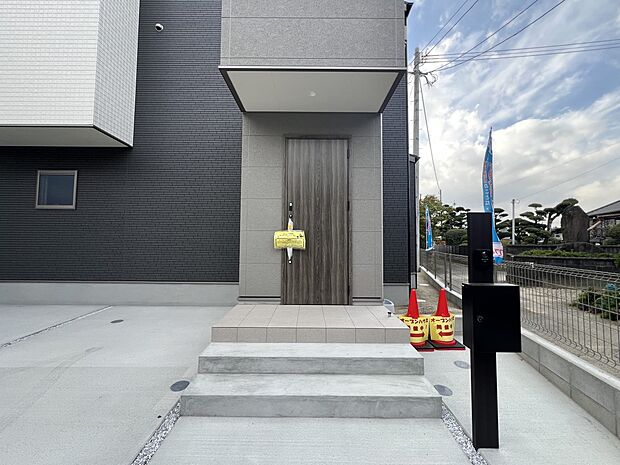 【玄関】玄関アプローチ