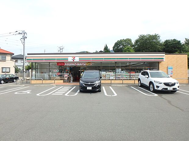 セブン-イレブン 福岡重留2丁目店(約883m・徒歩12分)