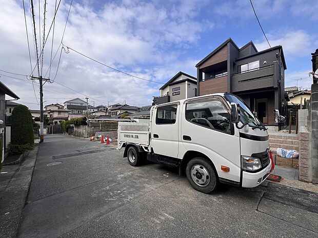 【前面道路含む現地写真】前面道路：南側5ｍ公道