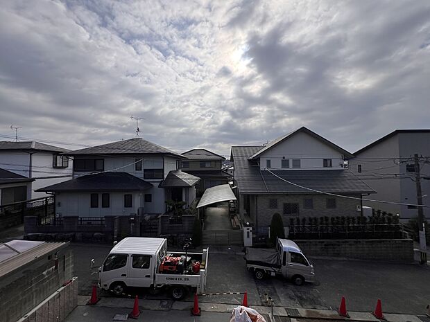 【住戸からの眺望写真】バルコニーからの眺望(2号棟)