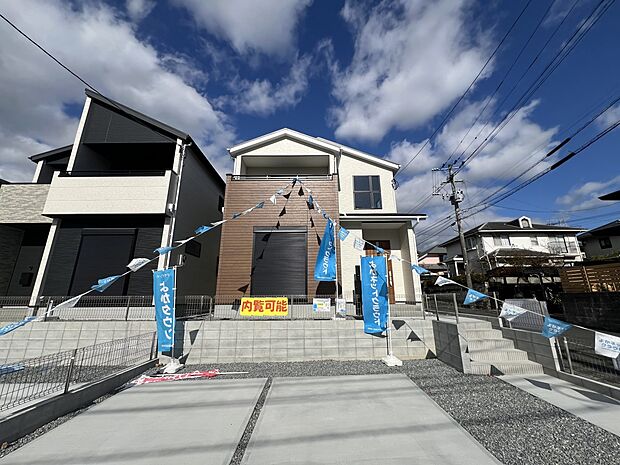 【駐車場】カースペースは並列駐車2台分