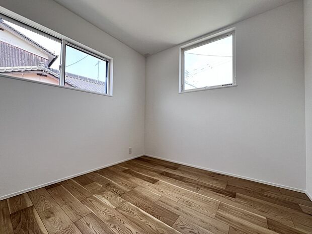 【同仕様写真(その他内観)】洋室5帖　2階に洋室は3部屋ご用意いたします(同仕様)