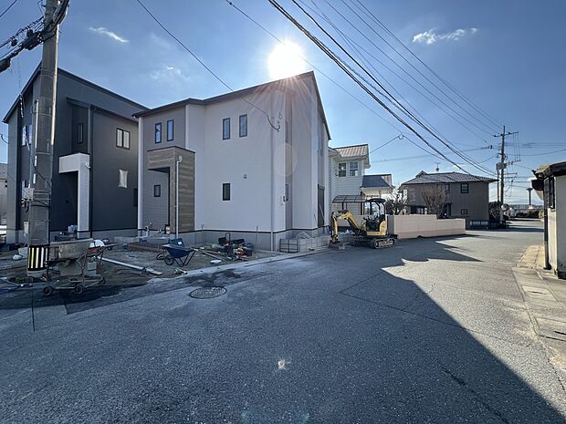 【前面道路含む現地写真】前面道路:北西側6.4m公道