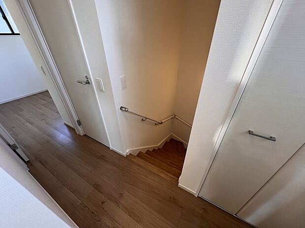 【その他内観】階段部分（2号棟）