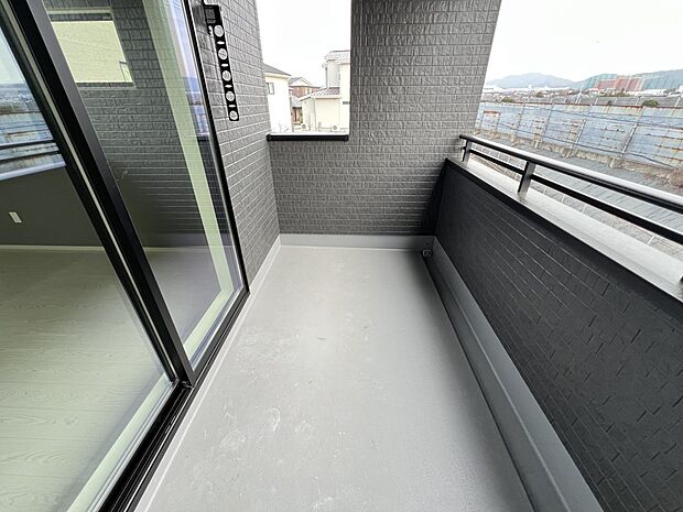 【バルコニー】バルコニーは2面にご用意いたしました!通風良好です(1号棟)