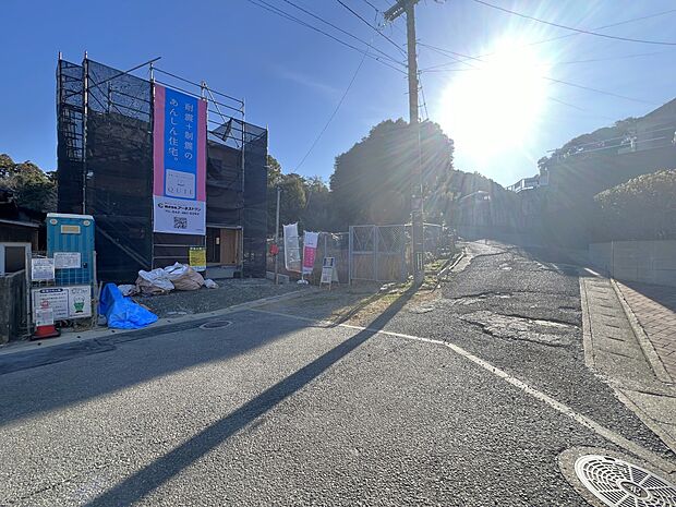 【前面道路含む現地写真】前面道路:北西側8.6m公道