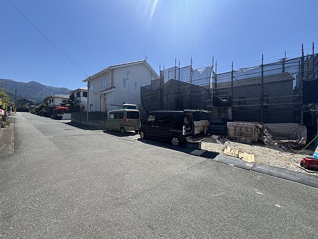 【前面道路含む現地写真】北側6m公道