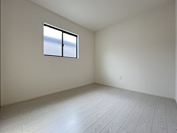 【同仕様写真(その他内観)】洋室5.2帖　洋室は4部屋ご用意しております（同仕様）