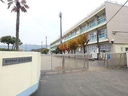 那珂川市立安徳北小学校 1100m(14分)