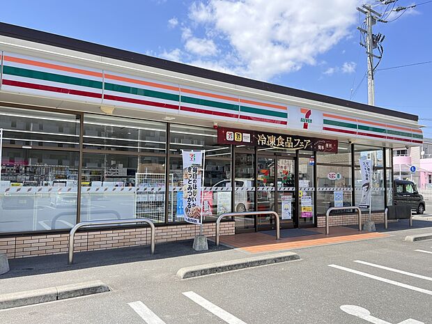 セブン-イレブン 博多浦田１丁目店（約1,100m・徒歩14分）