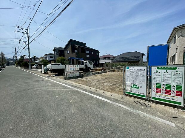 【前面道路含む現地写真】前面道路：南東側6ｍ公道