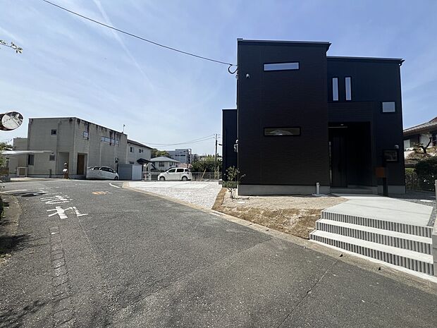 【前面道路含む現地写真】東側5m公道