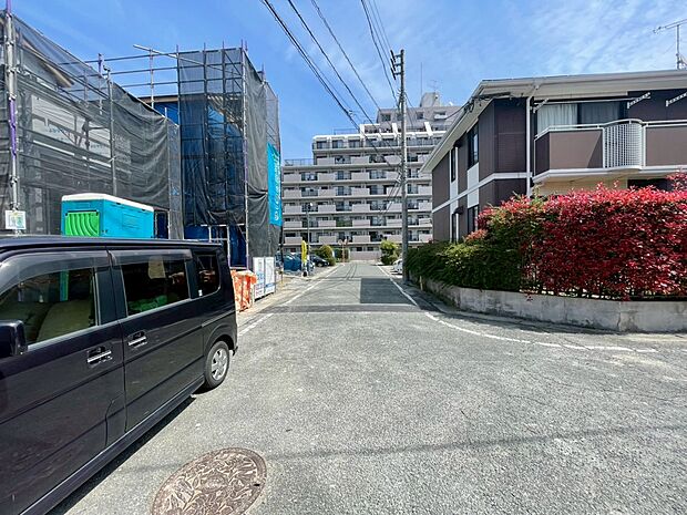 【前面道路含む現地写真】前面道路：南東側5.9ｍ公道