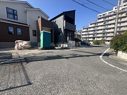 前面道路含む現地写真