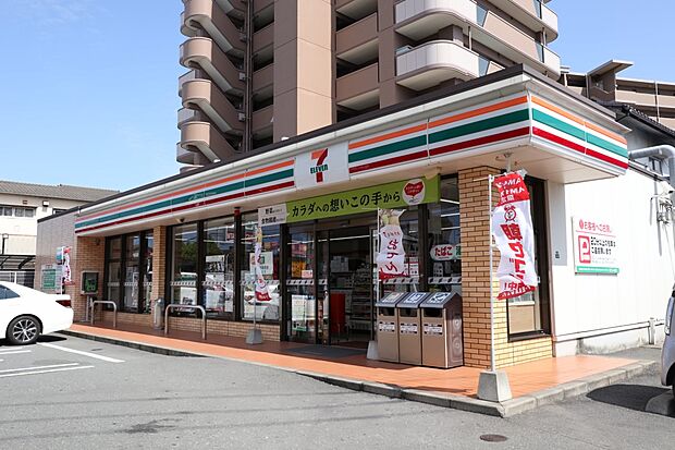 セブン-イレブン 福岡小戸4丁目店(約300m・徒歩4分)