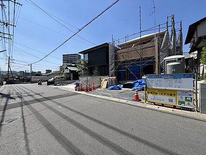 前面道路含む現地写真