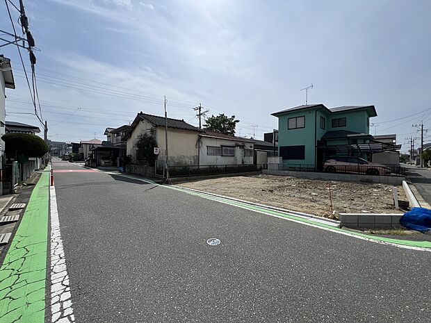 【前面道路含む現地写真】前面道路:南東側5.9m公道