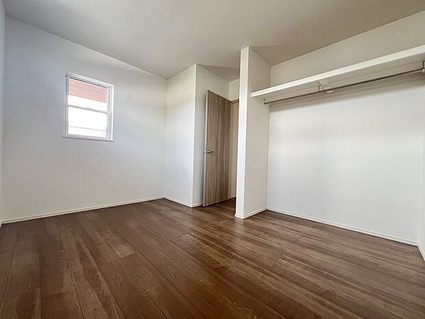 【洋室】洋室5.72帖 2階には洋室を3部屋ご用意いたしました(1号地)