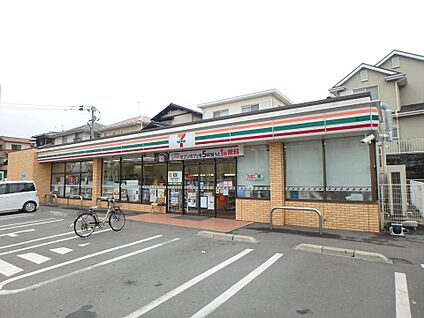 セブンイレブン 春日一の谷４丁目店 622m(8分)