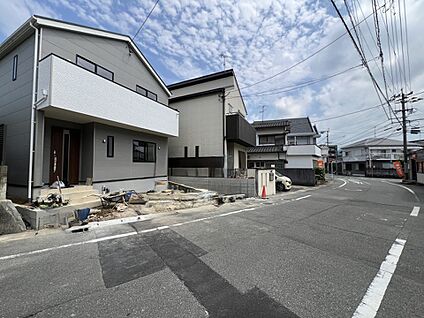 前面道路含む現地写真