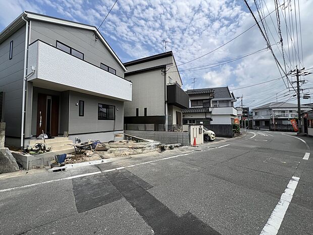 【前面道路含む現地写真】前面道路：西側7.1ｍ公道