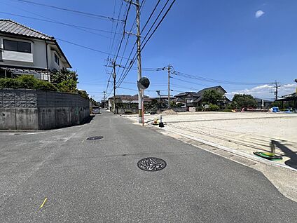 前面道路含む現地写真