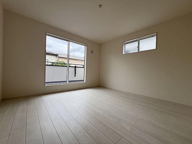 【洋室】洋室6帖　2階には6帖以上の洋室を3部屋ご用意いたしました