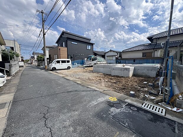 【前面道路含む現地写真】前面道路：北東側4ｍ公道