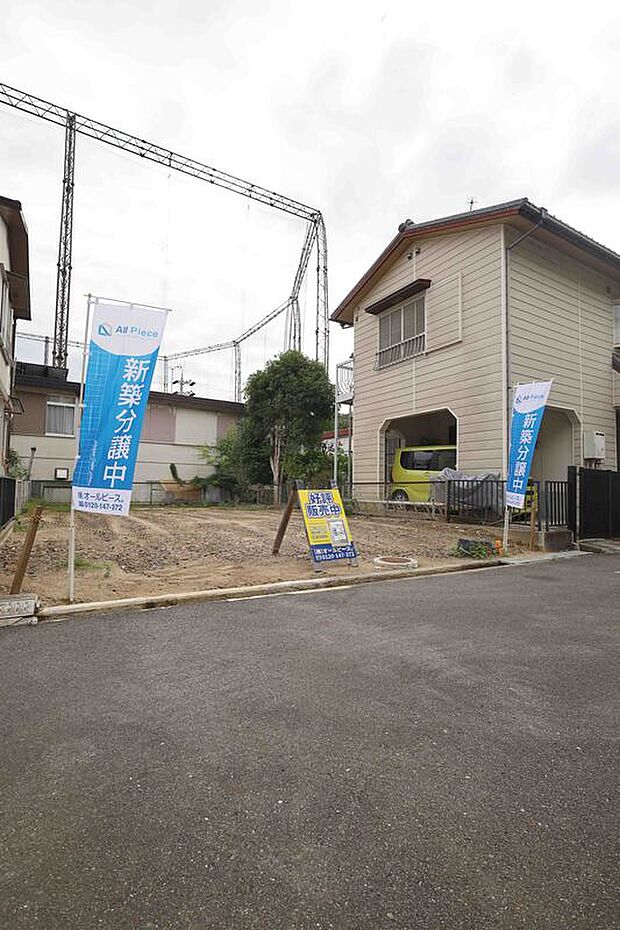 JR摂津富田駅行きのバス停まで徒歩1分、駅前へのアクセス良好です