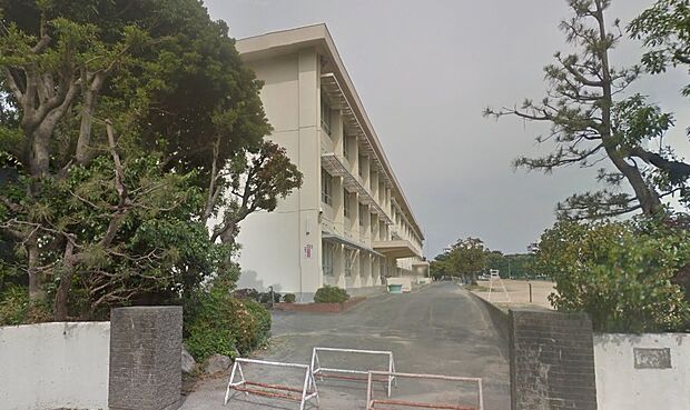 代田中学校（約480m）
