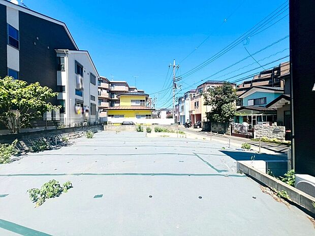 四季を通じて自然と触れ合えるスポットが周辺には盛り沢山!お子様がのびのびと成長できる住環境です。