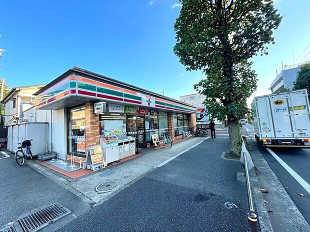 セブンイレブン川崎渡田3丁目店（約270m）