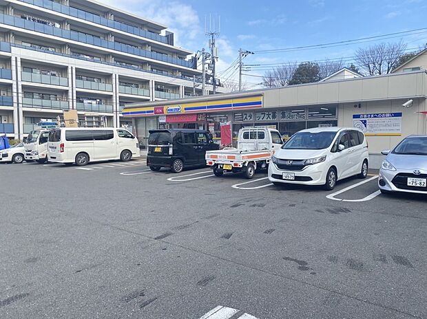 ミニストップ青葉荏田店（約500m）