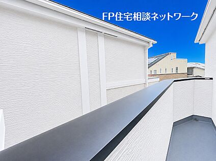 陽当たりと風通しの良い洋室