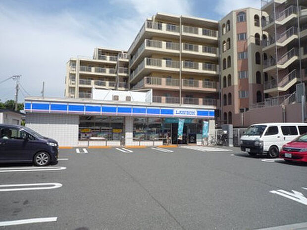 ローソン川崎小田二丁目店（約400m）