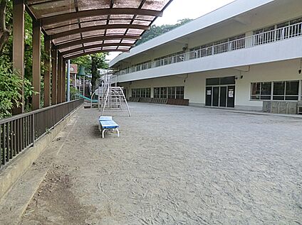 小机幼稚園 240ｍ