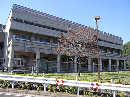 横浜市立中山中学校 1100m