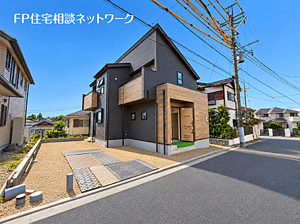 青葉区たちばな台の閑静で整った街並み。