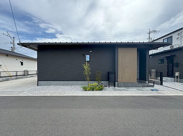 2号地 外観
平屋ならではのスムーズな動線設計が魅力。