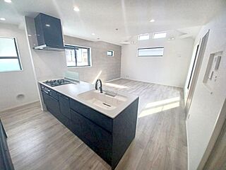 駅歩３分で叶える理想の生活/各階天井高２．４ｍ/ＬＤＫゆったり１９帖超 その他