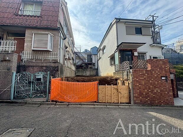 【現地】
資産性も高いキレイな整形地